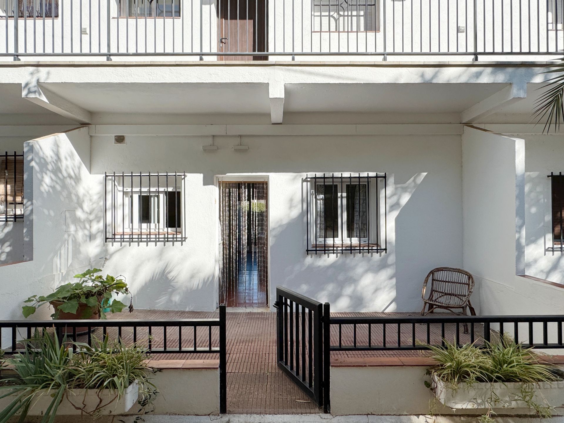 Balcony of Planta baja for sale in L'Escala  with Private garden, Terrace and Furnished