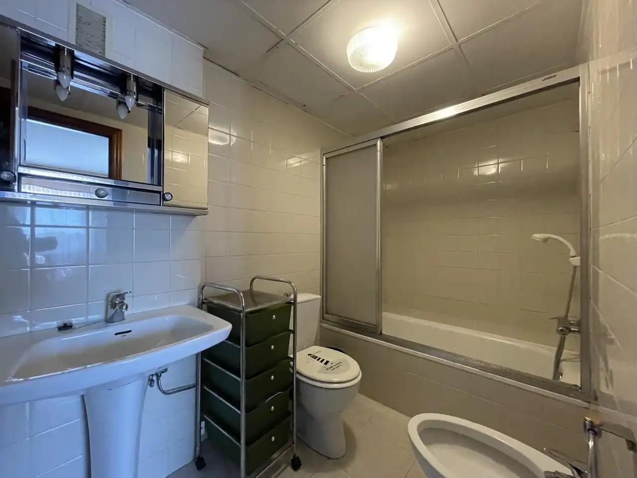 Baño de Piso en venta en A Coruña Capital  con Calefacción y Trastero