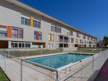 Dúplex con piscina en venta en Avenida ALCORISA DE 71