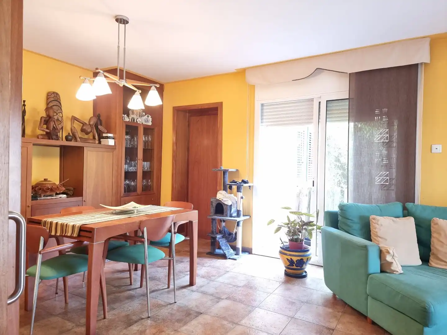 Menjador de Casa o xalet en venda en Vilanova del Vallès amb Calefacció, Jardí privat i Terrassa