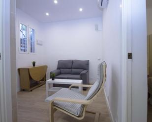 Dormitori de Apartament de lloguer en  Madrid Capital amb Aire condicionat