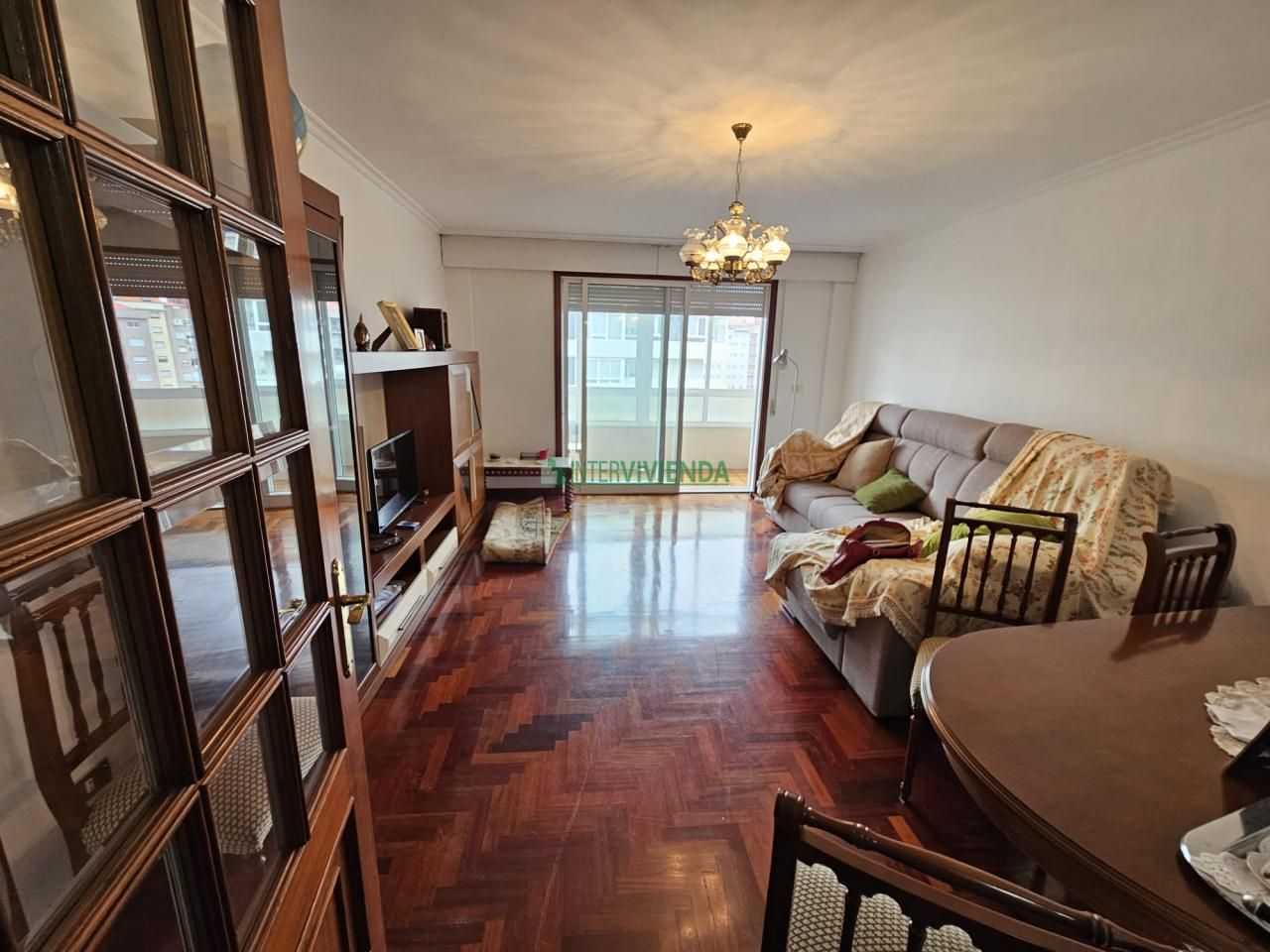 Sala de estar de Piso de alquiler en Vigo  con Calefacción, Parquet y Terraza
