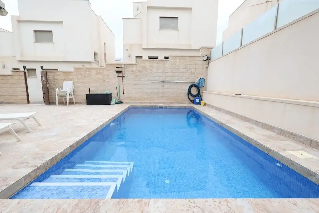 Swimming pool of Houses for sale in Orihuela Costa