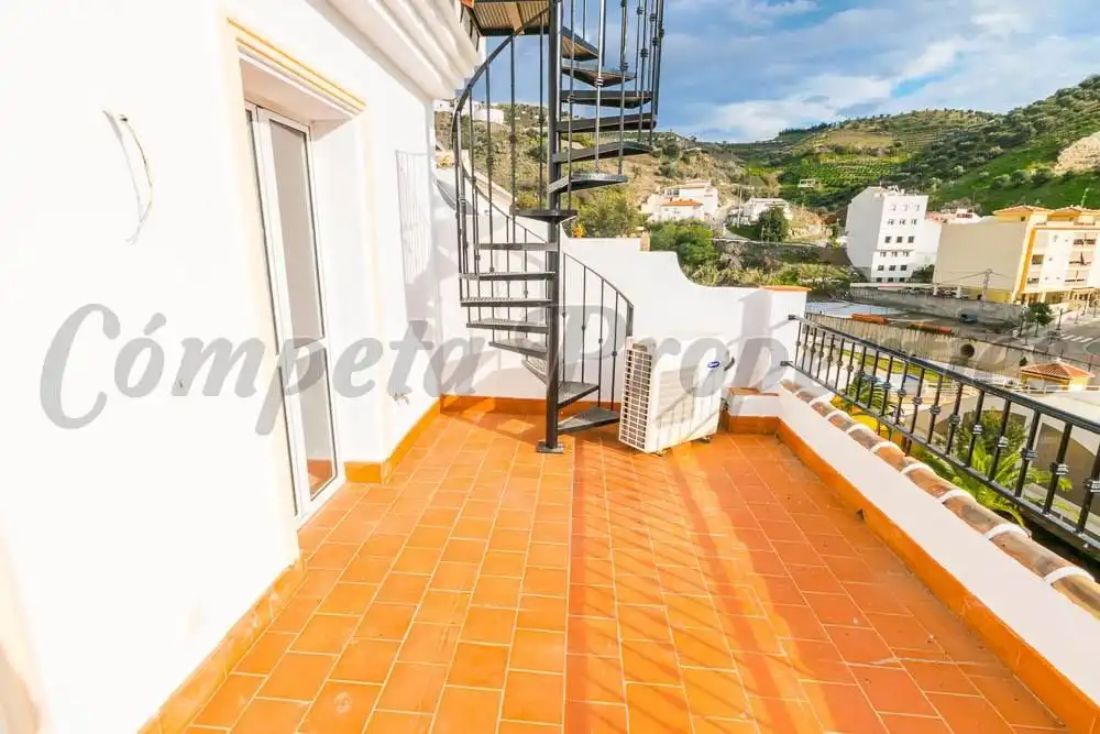 Apartamento con terraza en venta en Algarrobo pueblo, imagen 12