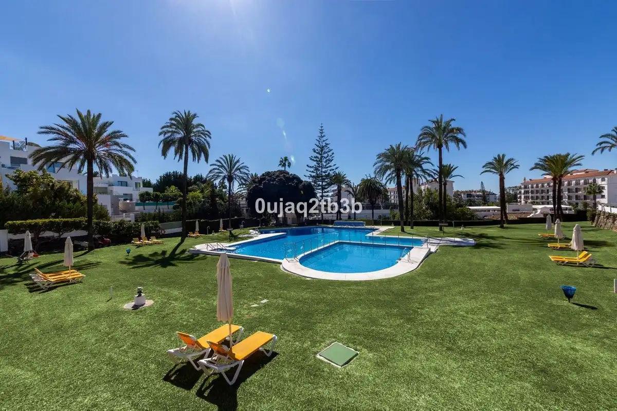 Swimming pool of Apartments for sale in Marbella  with Heating and Terrace