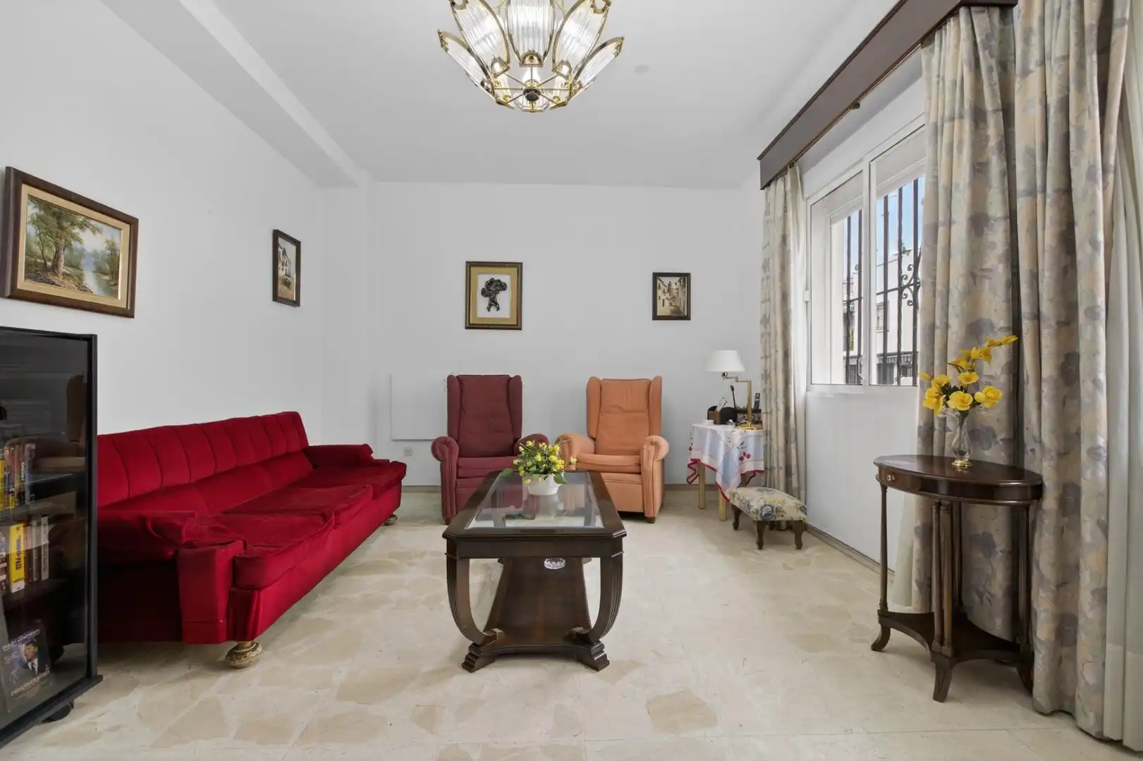 Living room of Houses for sale in Sevilla  with Air Conditioner, Terrace and Balcony