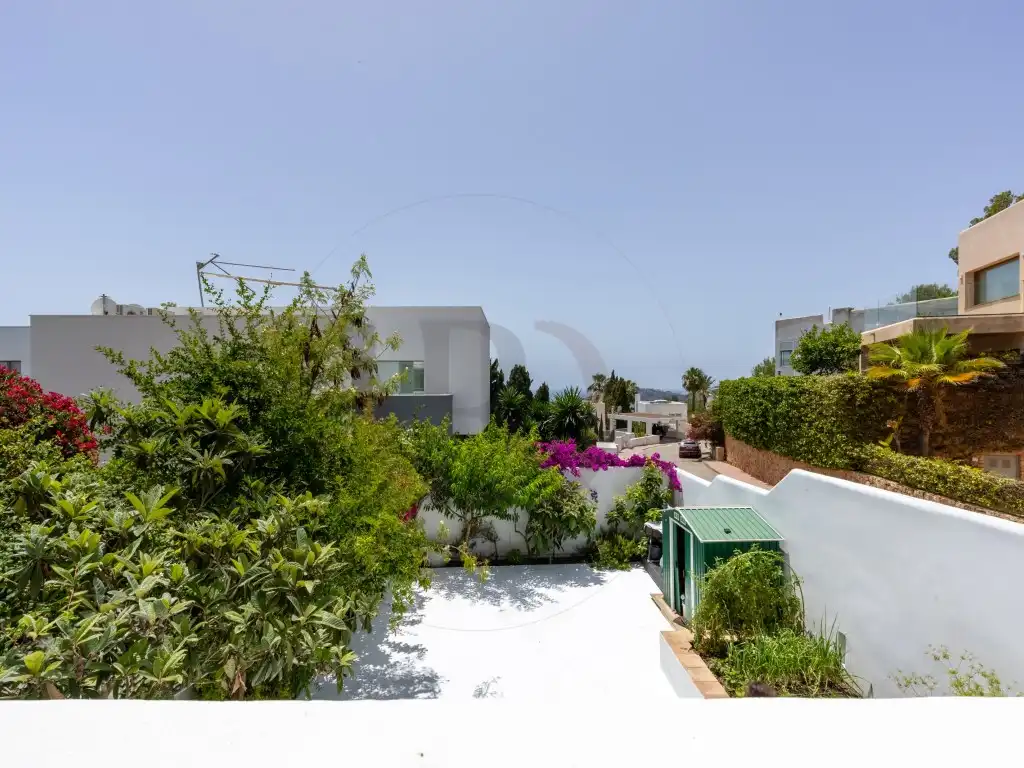 Terrassa de Casa adosada de lloguer en Santa Eulària des Riu amb Aire condicionat i Piscina comunitària