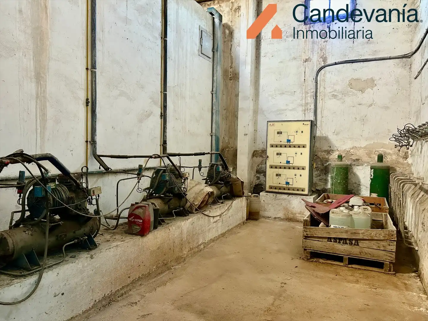 Nave industrial en venta en Zuera