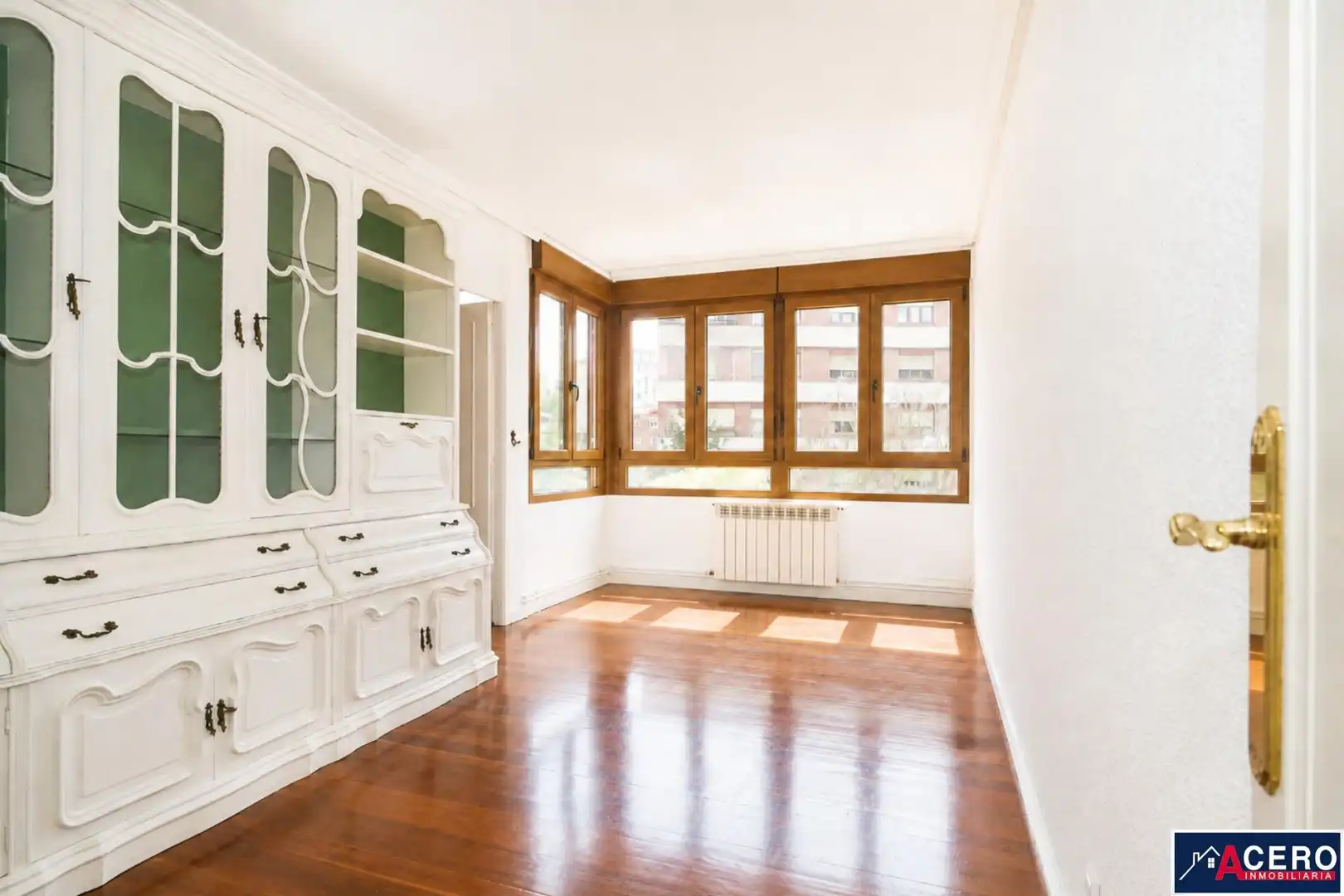 Sala de estar de Piso en venta en Santander con Calefacción y Parquet