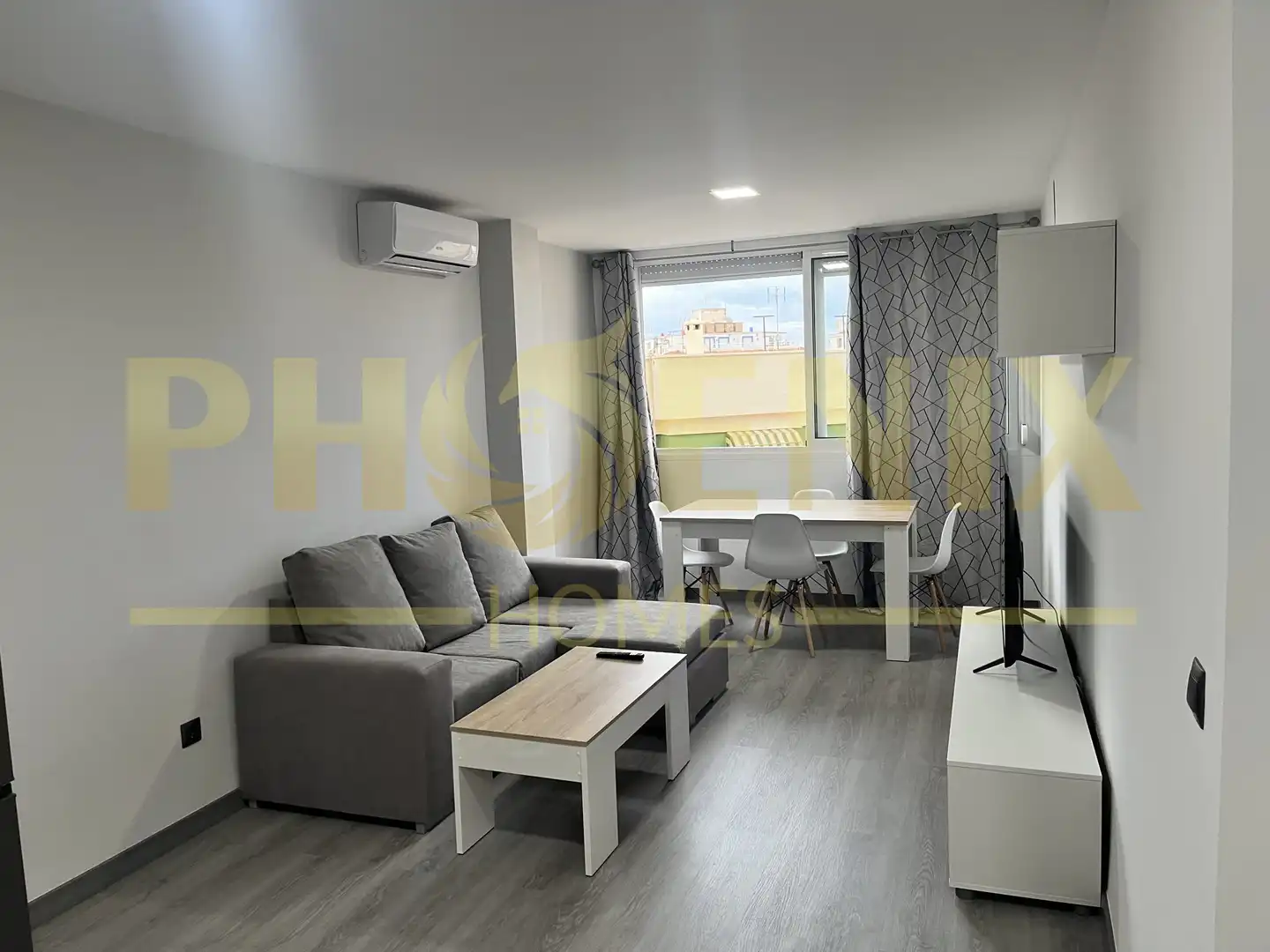 Apartment with pool for sale in Calle el Chaparil, imagen 2