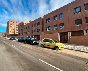 Exterior view of Flat for sale in Cuenca Capital  with Air Conditioner, Heating and Terrace