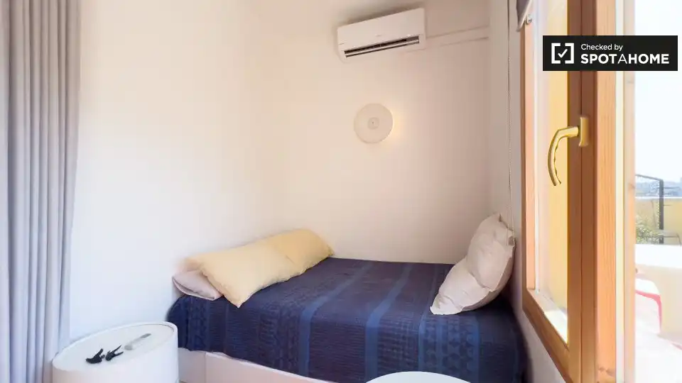 Piso con terraza en alquiler en Ciutat Vella, imagen 12