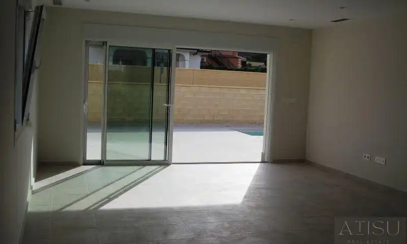Casa o xalet en venda en La Romana amb Piscina