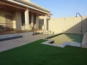 Piscina de Casa o chalet en venta en Ciudad Real con Aire acondicionado, Calefacción y Jardín privado
