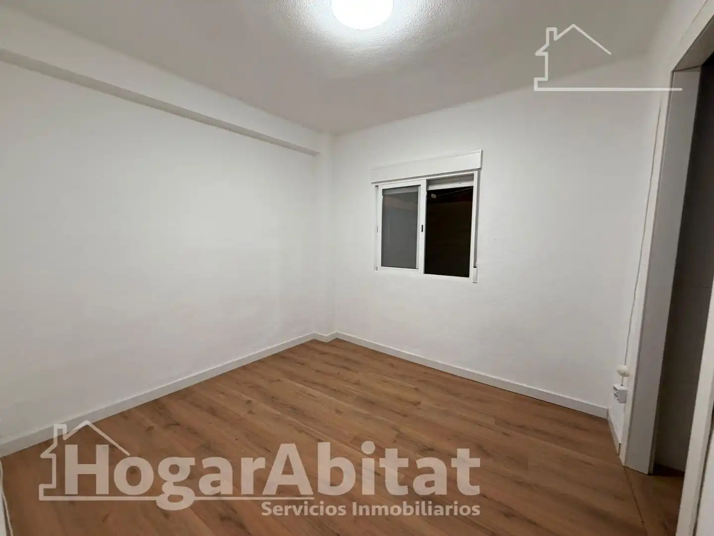 Habitación de Piso en venta en Llíria con Aire acondicionado y Balcón