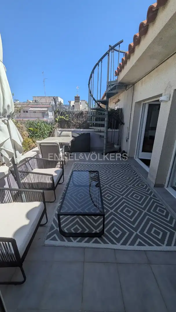 Terrassa de Àtic de lloguer en Sitges amb Aire condicionat, Calefacció i Terrassa