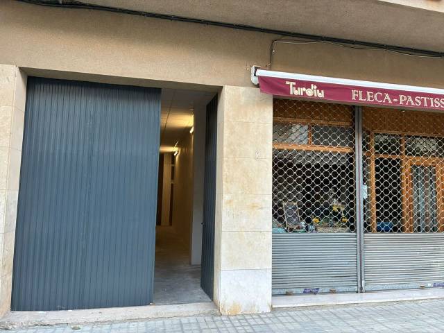 Local comercial en Alquiler en La Selva del Camp