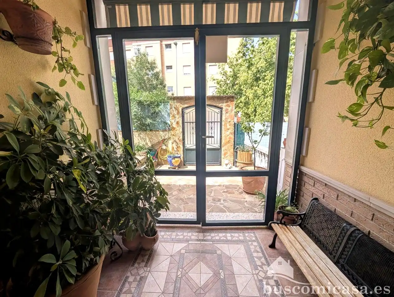 Terrassa de Casa o xalet en venda en Linares amb Aire condicionat, Calefacció i Jardí privat