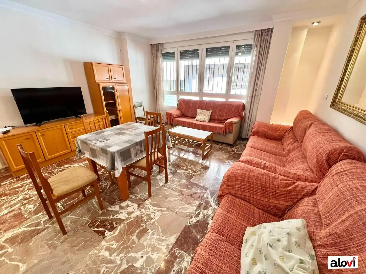 Sala de estar de Piso de alquiler en Granada con Aire acondicionado, Calefacción y Amueblado