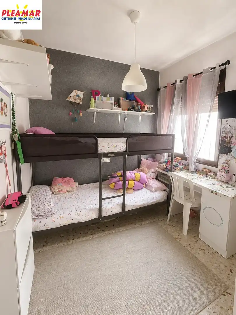 Habitación de Piso en venta en Chipiona con Parquet