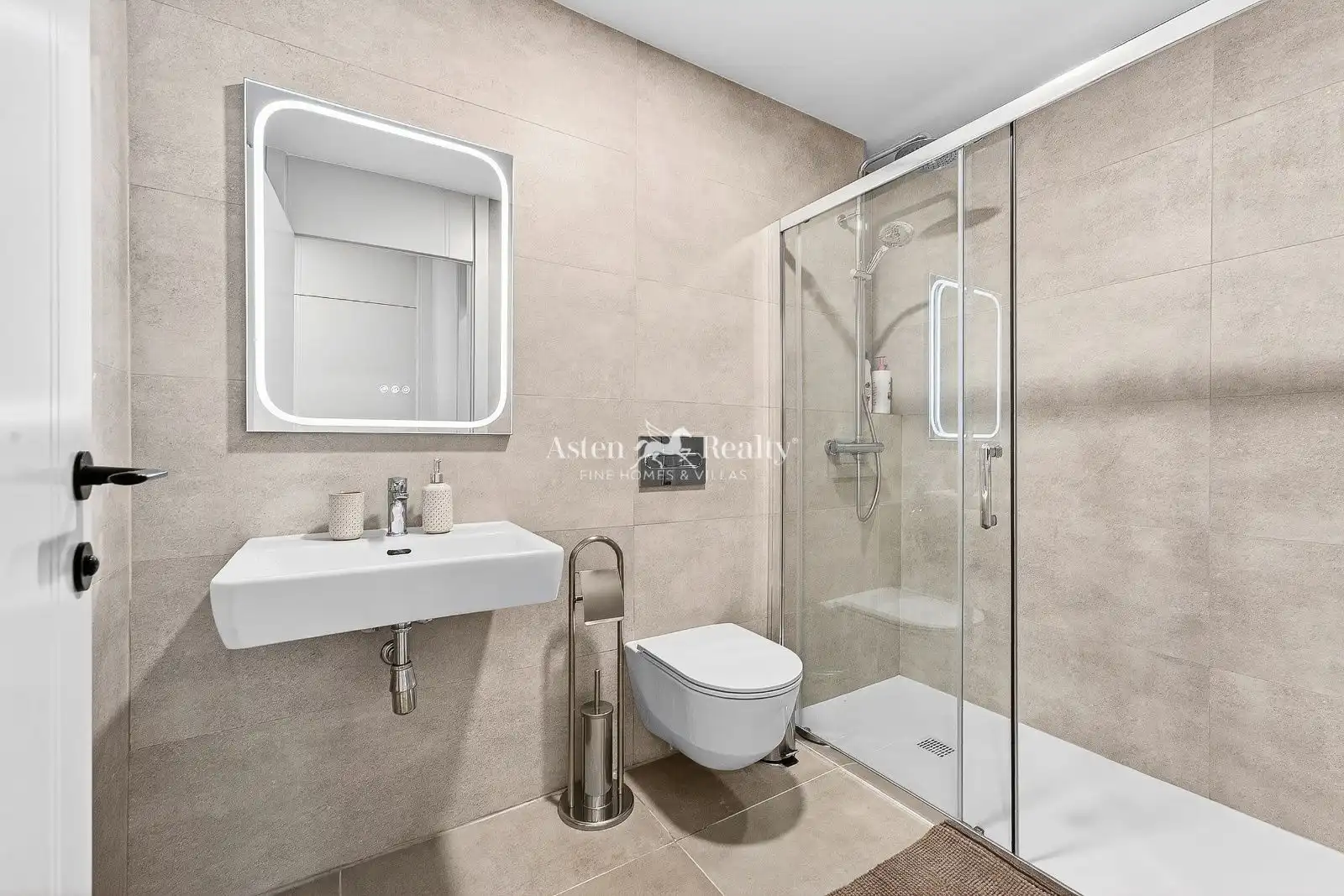 Bany de Apartament en venda en Adeje amb Aire condicionat, Terrassa i Traster