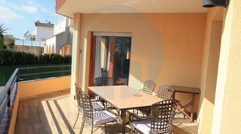 Foto 3 de Casa o xalet en venda a Calle Mar Baltica, L'Ampolla, Tarragona