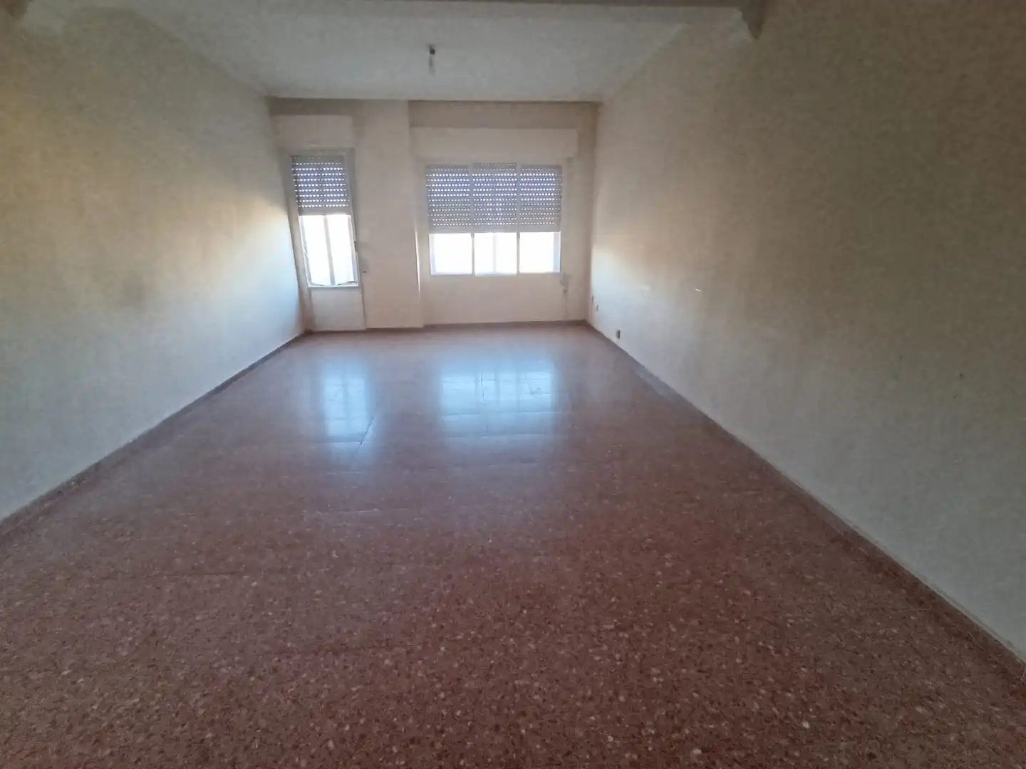 Sala d'estar de Pis en venda en Villarrobledo amb Terrassa i Balcó