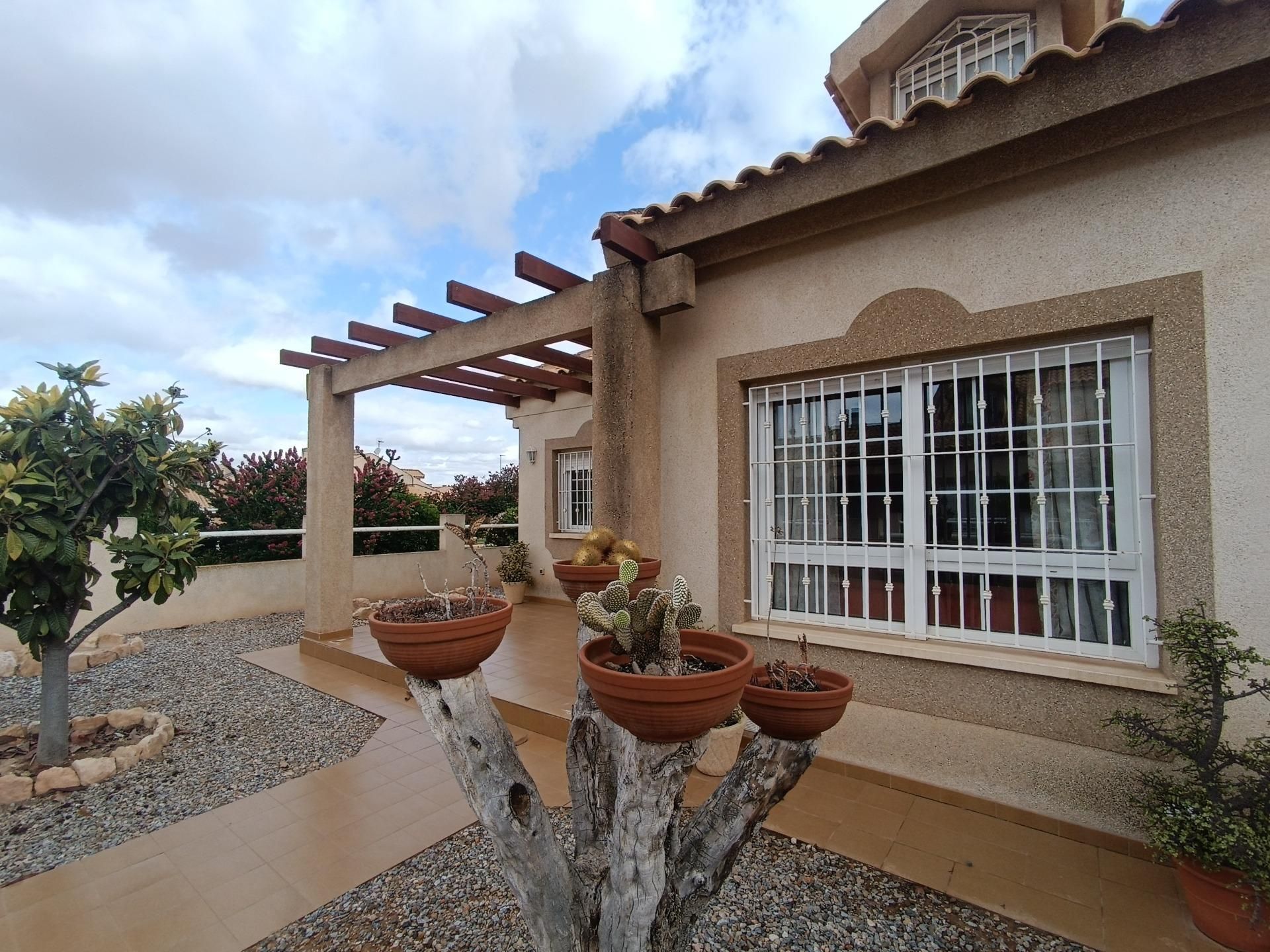 Terrassa de Casa o xalet en venda en Cartagena amb Aire condicionat, Jardí privat i Balcó