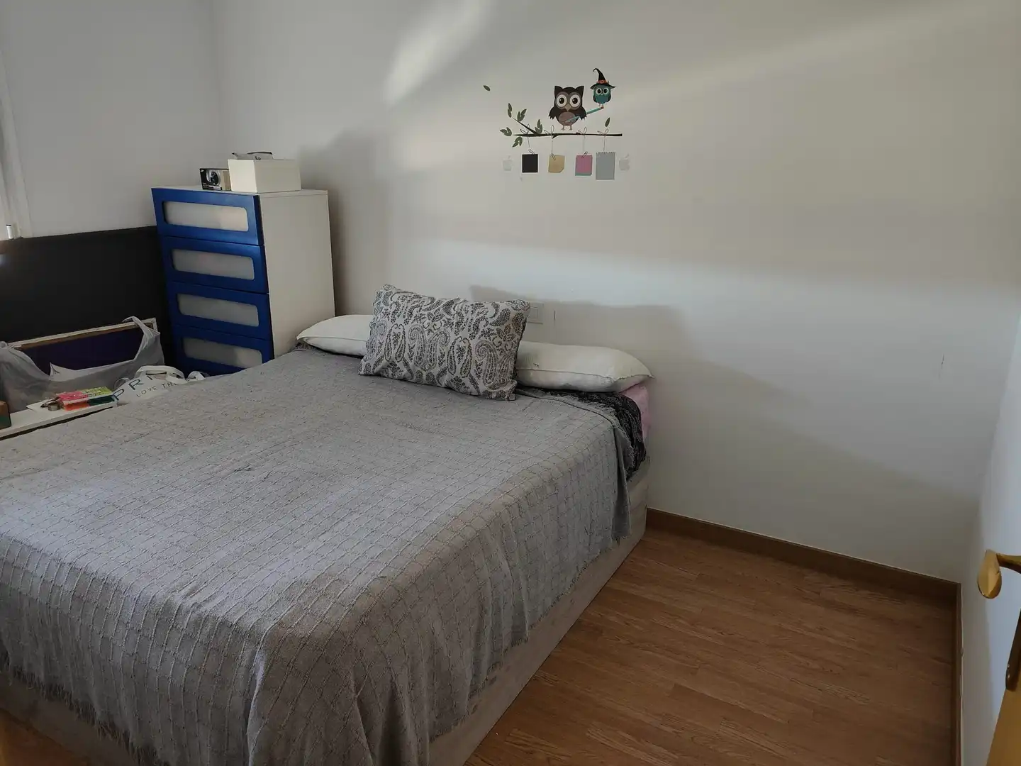 Habitación de Casa adosada en venta en Cabezamesada con Calefacción, Parquet y Piscina