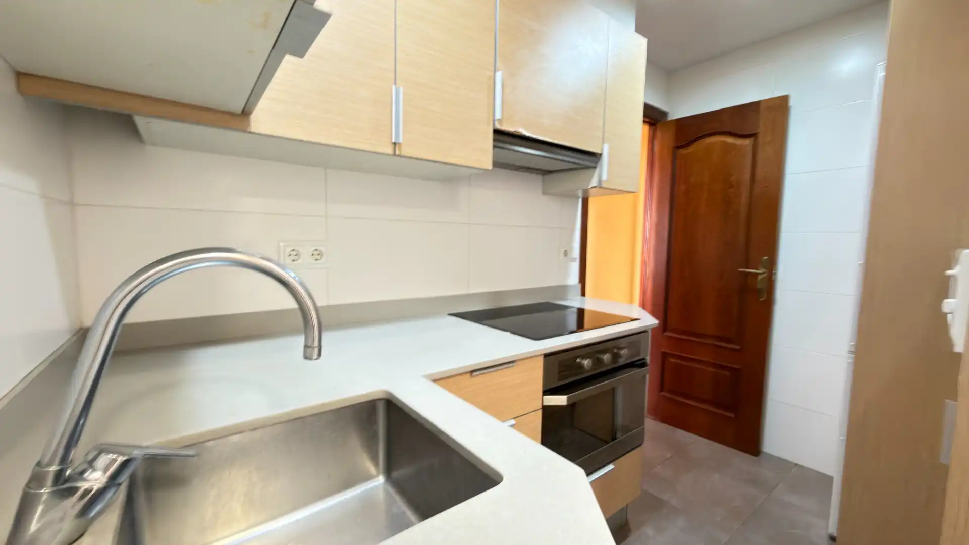 Cuina de Pis en venda en Barcelona amb Aire condicionat, Calefacció i Parquet