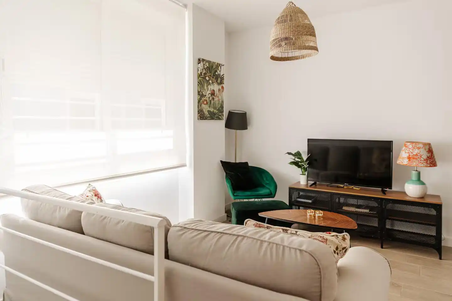 Wohnzimmer von Wohnung zur Miete in Centro