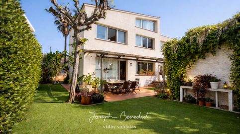 Foto 2 de Casa o chalet en venta en Baixador, Castelldefels