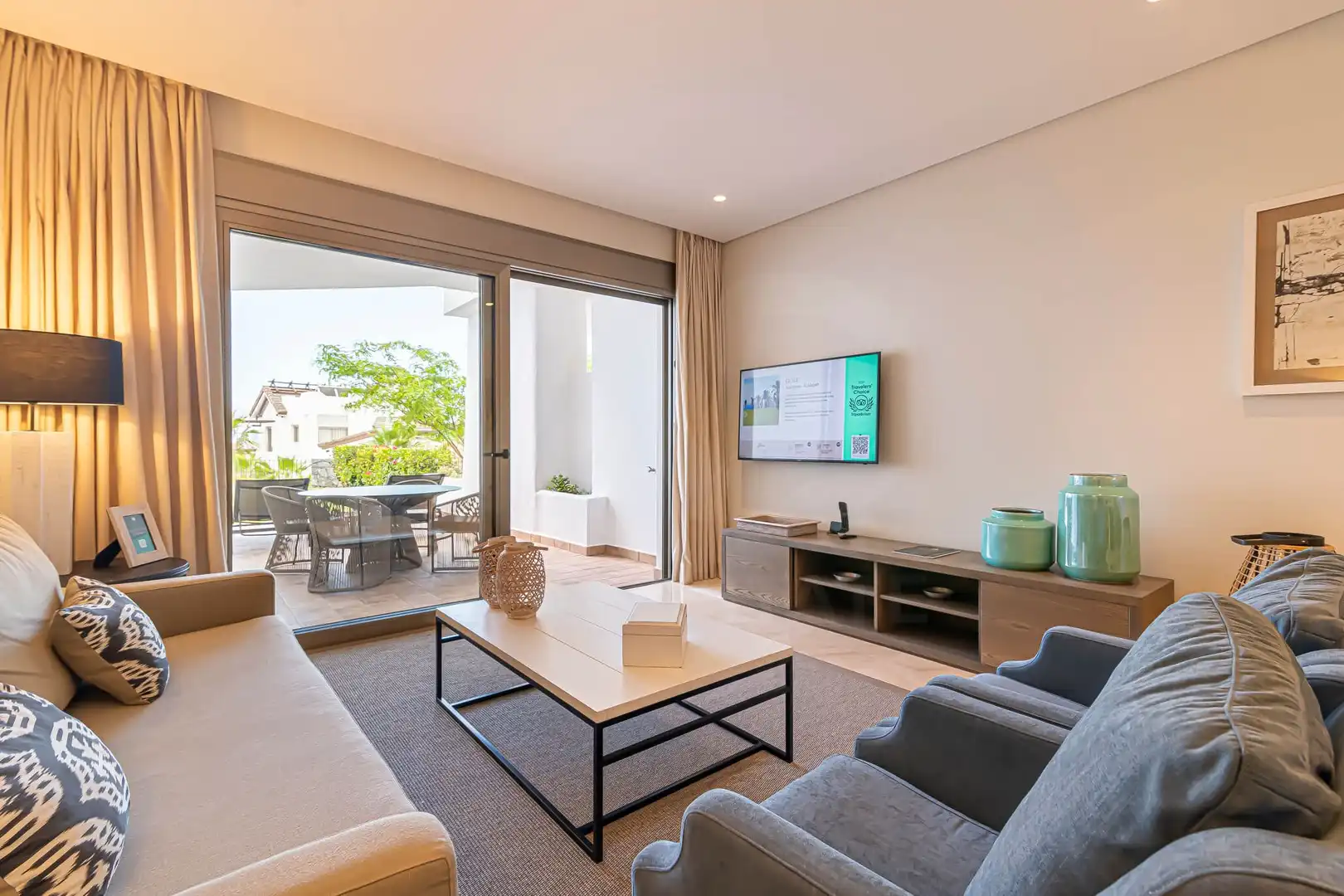 Living room of Flat for sale in Guía de Isora  with Air Conditioner, Heating and Terrace