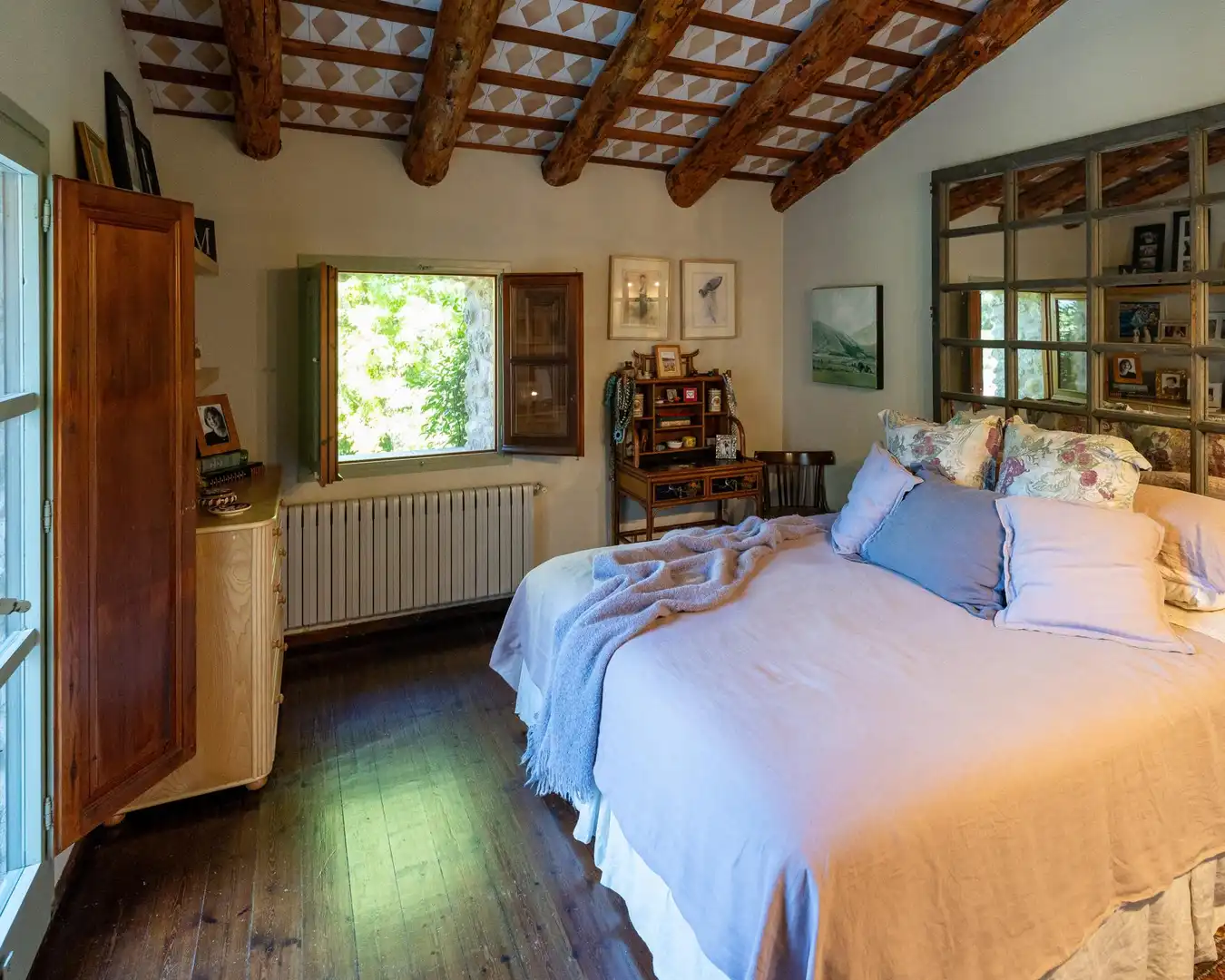 Habitación de Finca rústica en venta en Esponellà con Aire acondicionado, Calefacción y Jardín privado