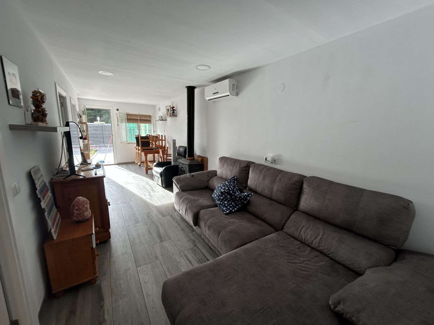 Sala d'estar de Casa o xalet en venda en Alcanar amb Aire condicionat, Jardí privat i Terrassa