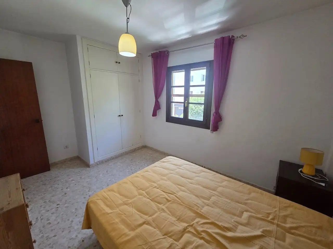 Bedroom of Flat for sale in Vélez-Málaga  with Air Conditioner