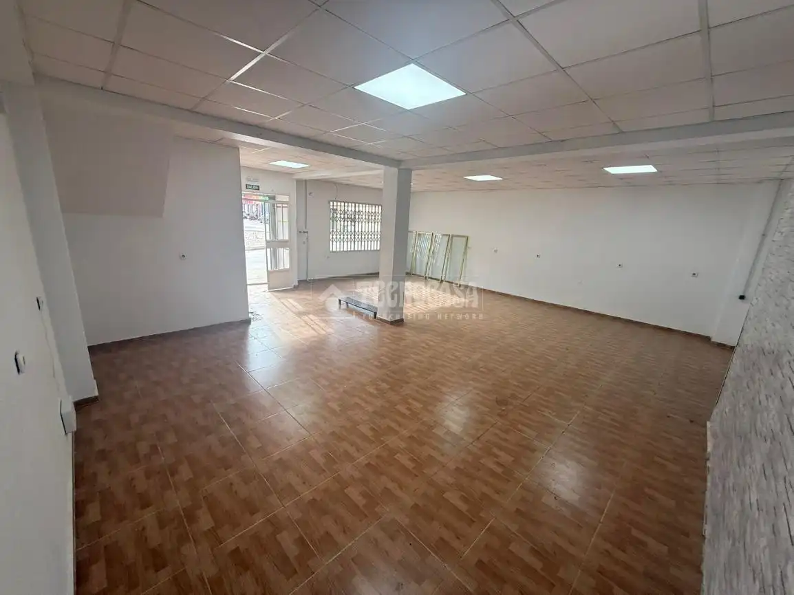 Geschaftsraum zum Verkauf in Badajoz