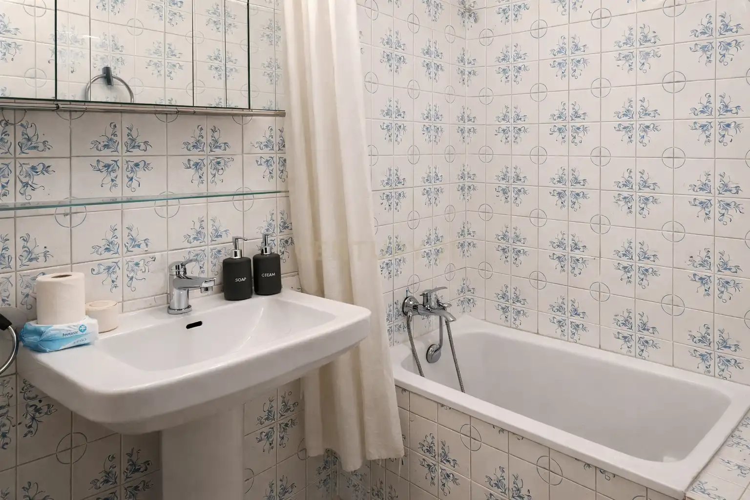 Bathroom of Houses for sale in Ademuz  with Storage room and Balcony