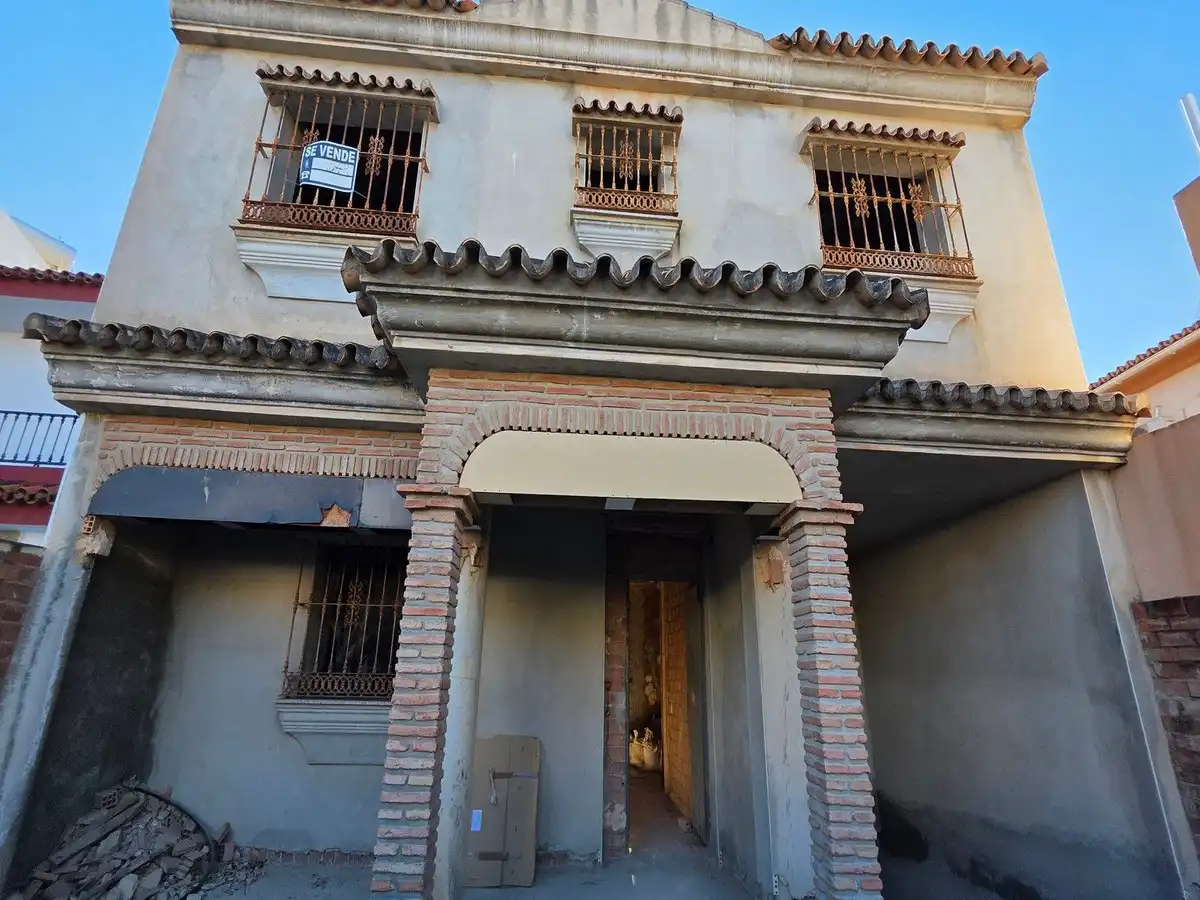 Exterior view of Houses for sale in Fuengirola  with Air Conditioner, Private garden and Terrace