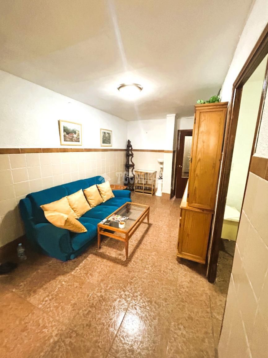 Dormitori de Casa o xalet en venda en  Valencia Capital amb Terrassa i Balcó