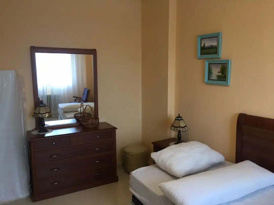 Habitación de Casa o chalet en venta en Santurde de Rioja con Calefacción y Terraza