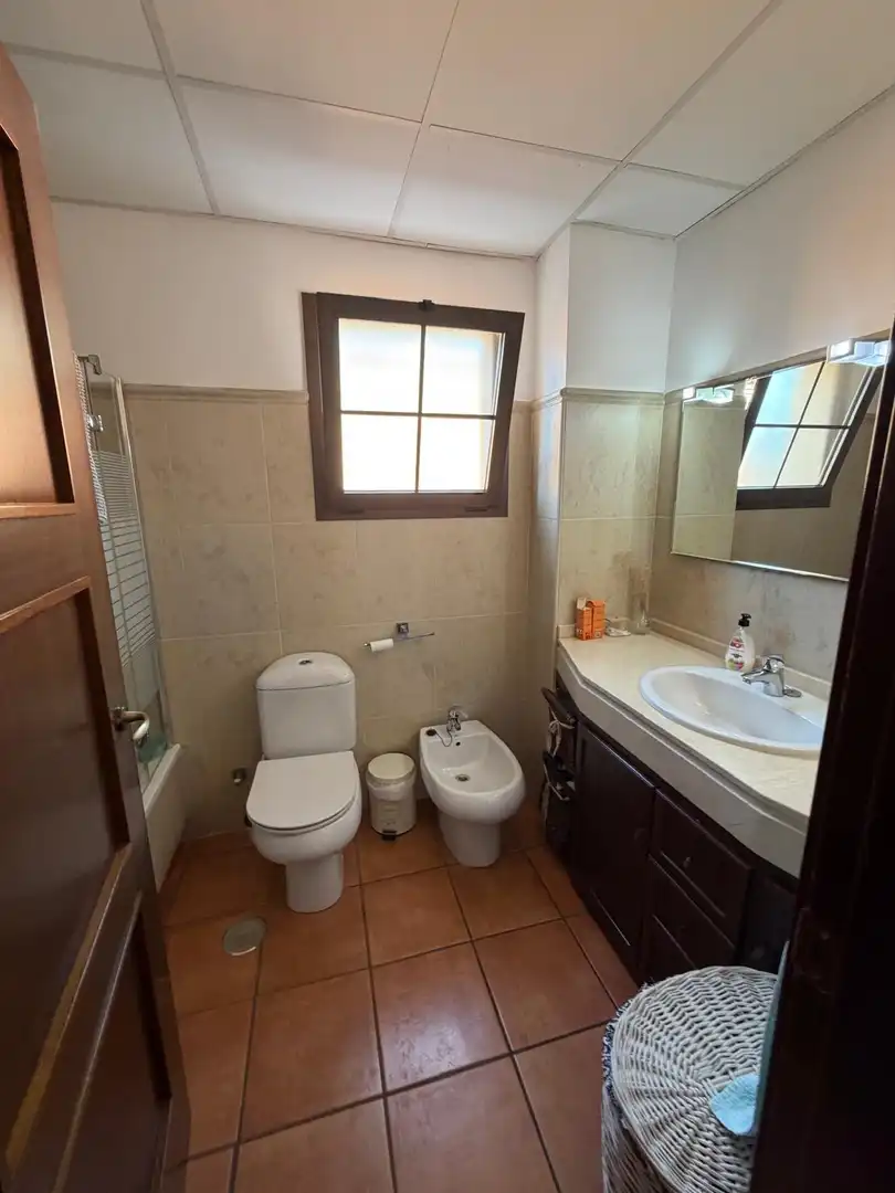 Bathroom of Houses for sale in Utrera