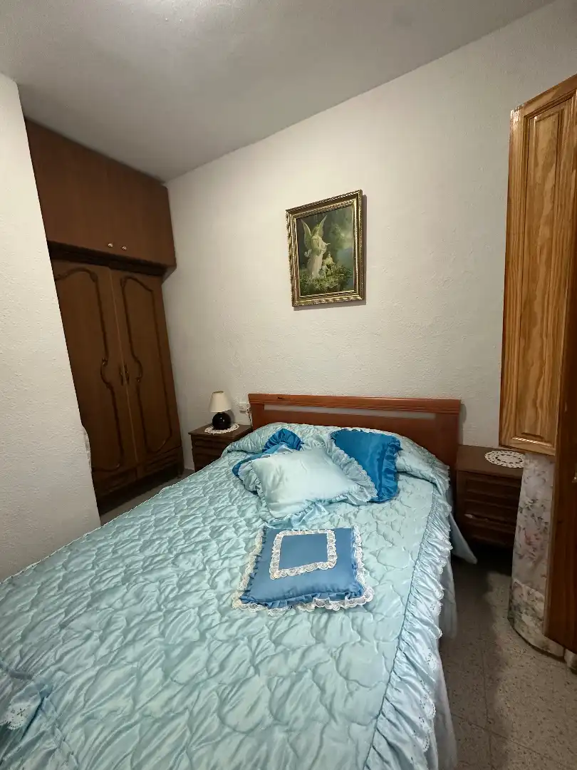 Dormitori de Casa adosada en venda en Benamargosa amb Aire condicionat, Moblat i Balcó