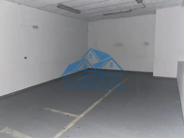 Local comercial en venda a Ángel Barja, imagen 6