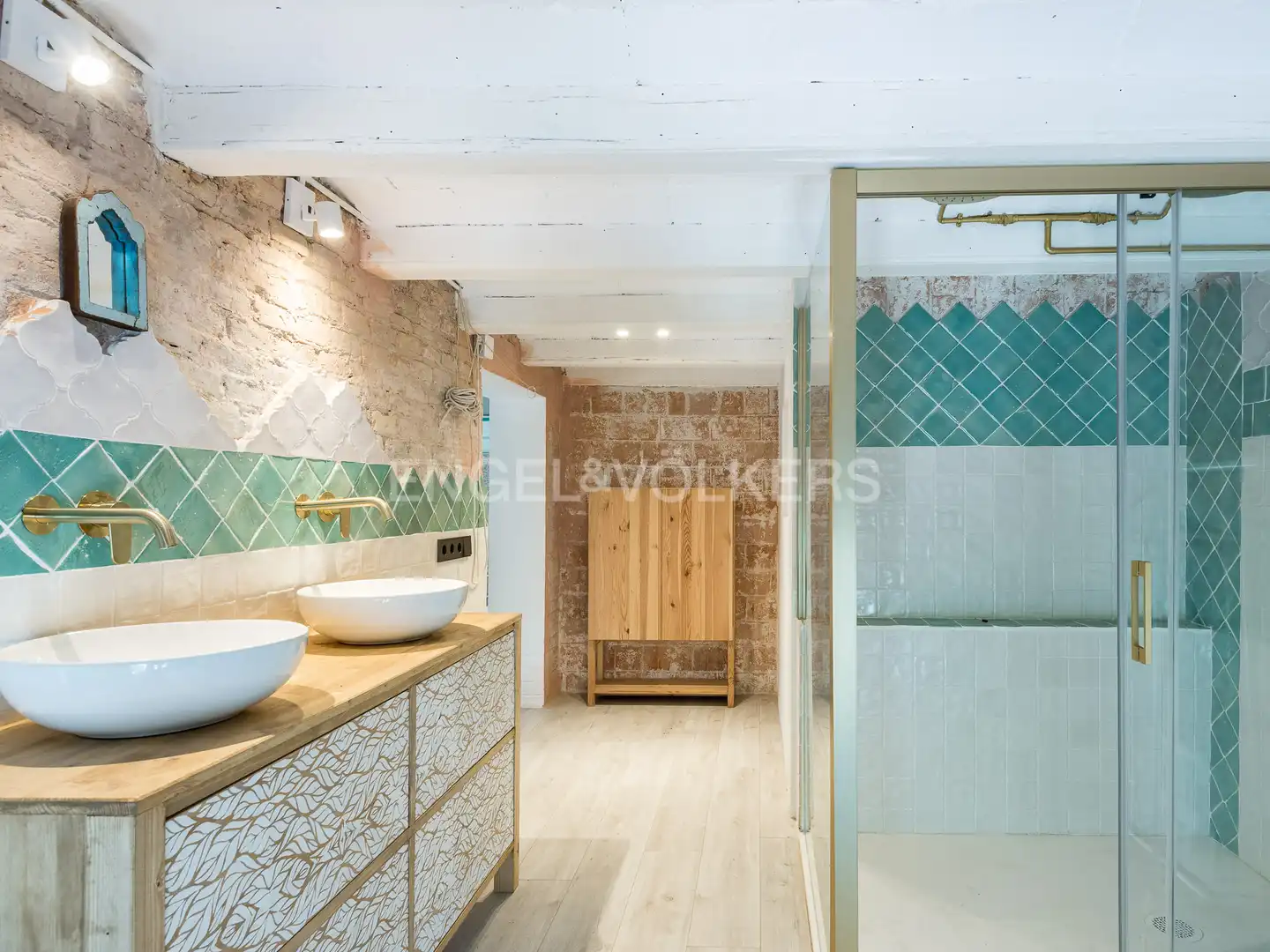 Bathroom of Apartments for sale in Barcelona  with Air Conditioner, Heating and Furnished