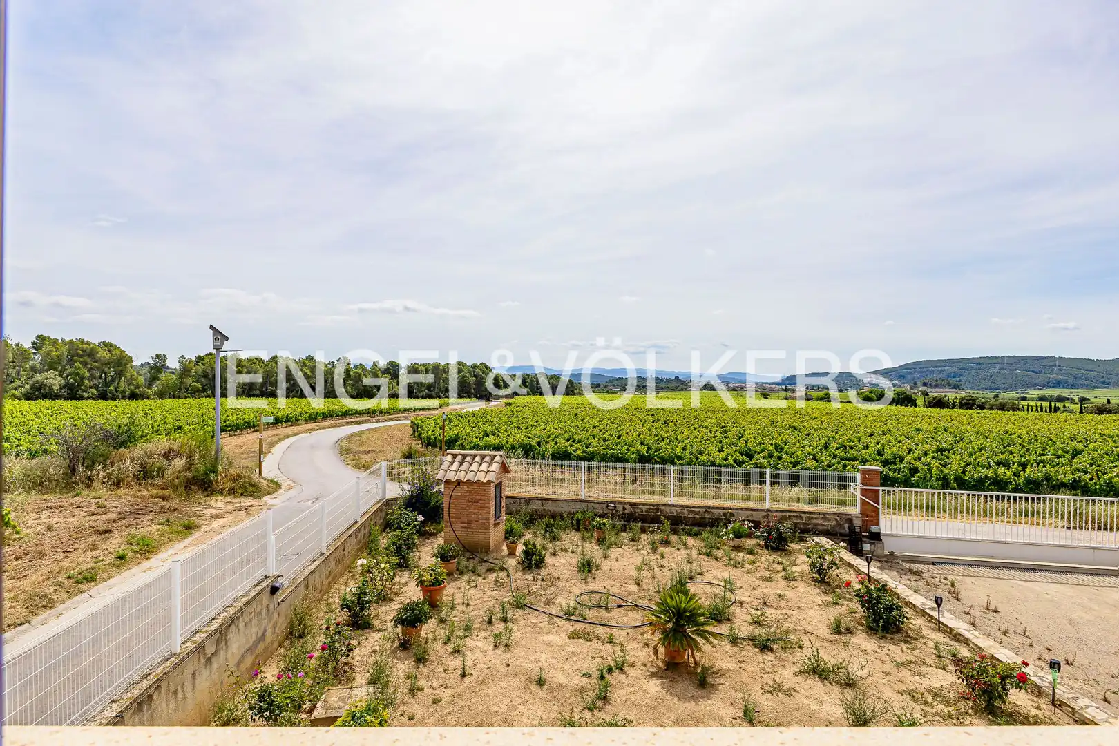 Casa amb terrassa en venda a Torrelles de Foix, imagen 12