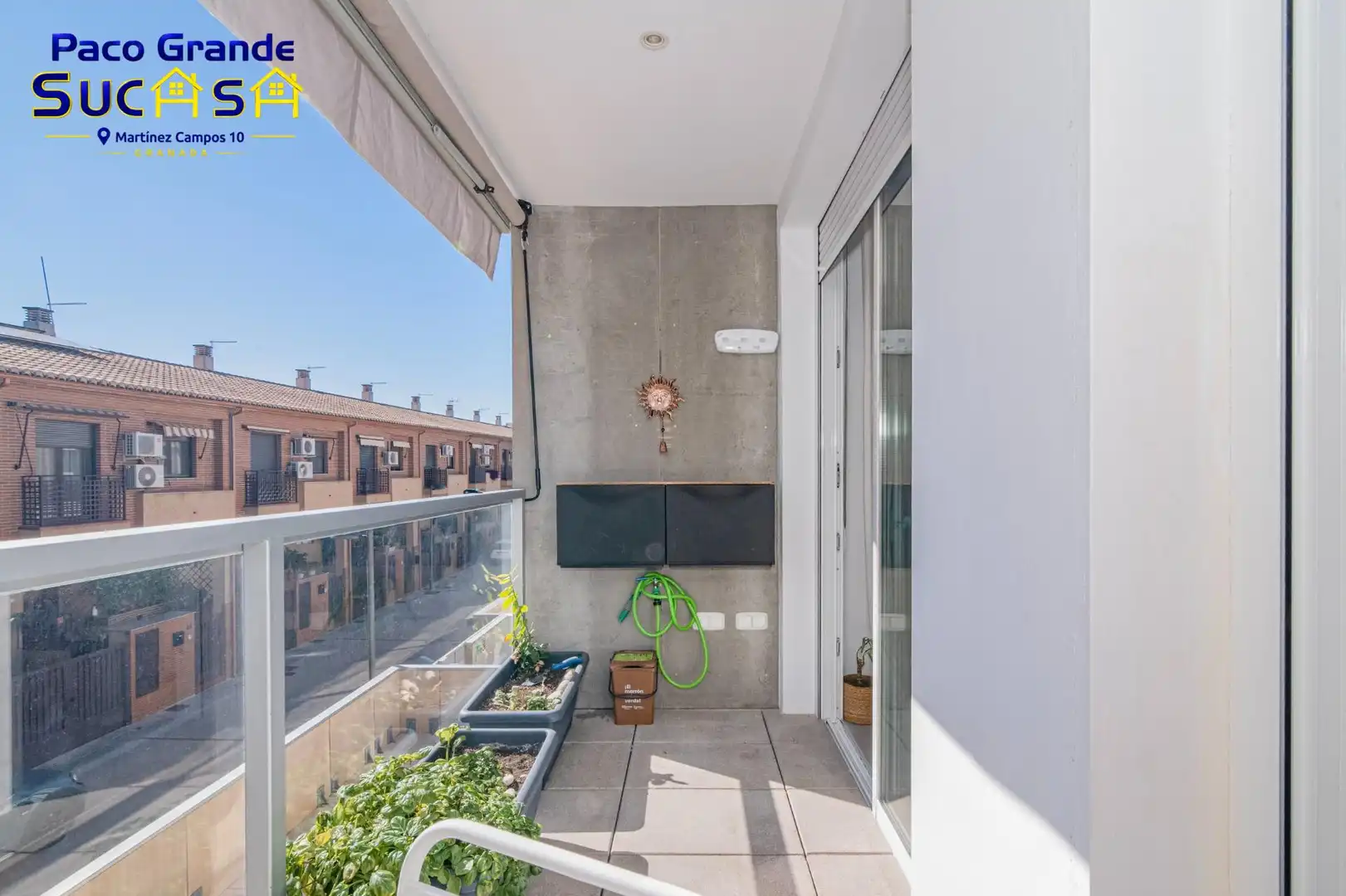 Balcony of Flat for sale in Poniente