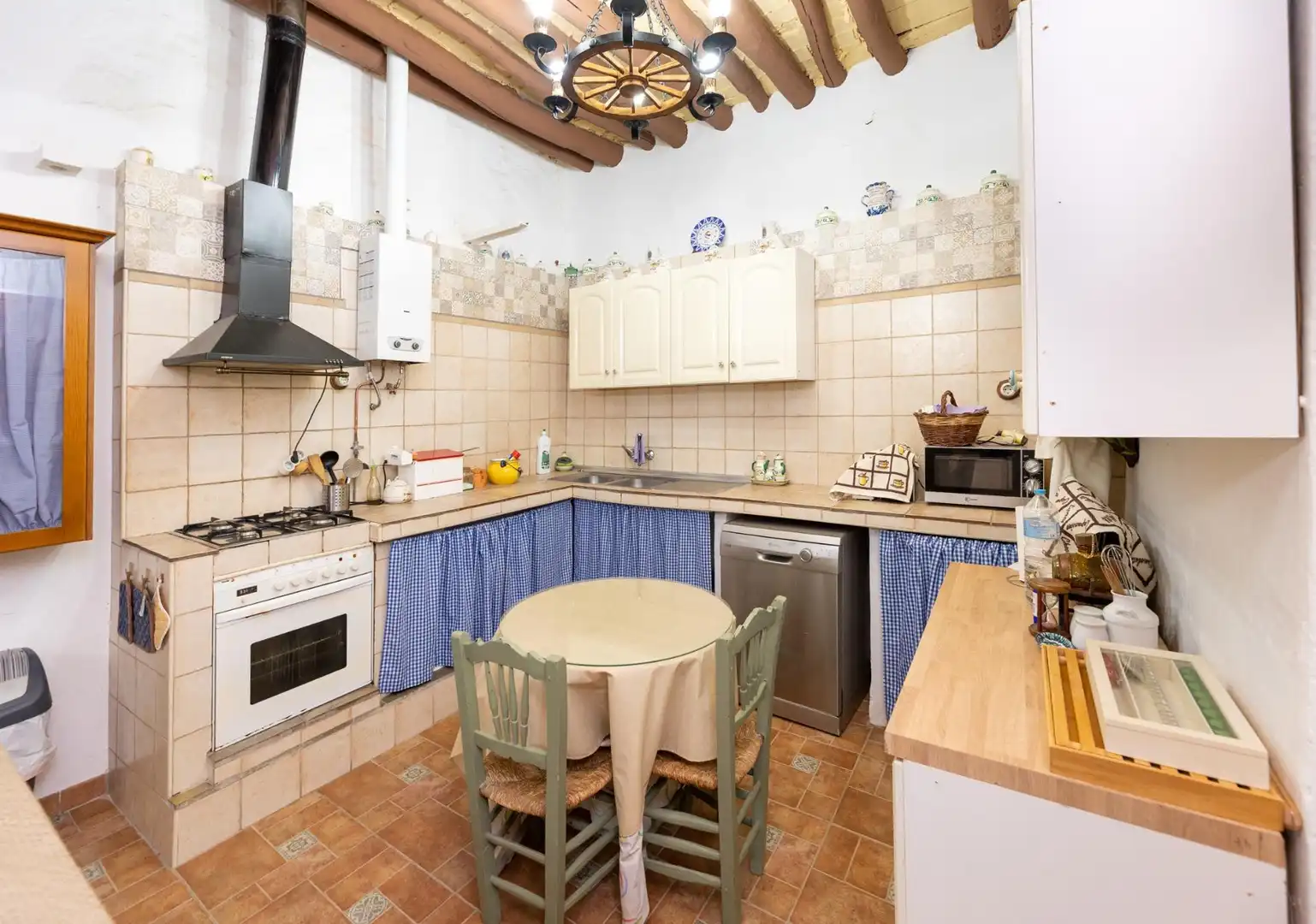 Cocina de Finca rústica en venta en Píñar