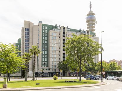 Vista exterior de Pis en venda en  Zaragoza Capital amb Terrassa, Traster i Piscina