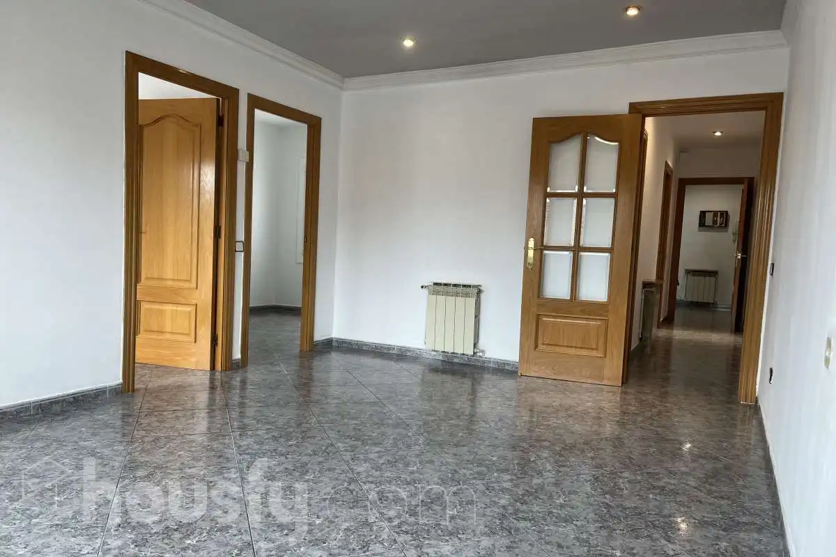 Attic for sale in Santa Margarida de Montbui  with Air Conditioner, Heating and Terrace